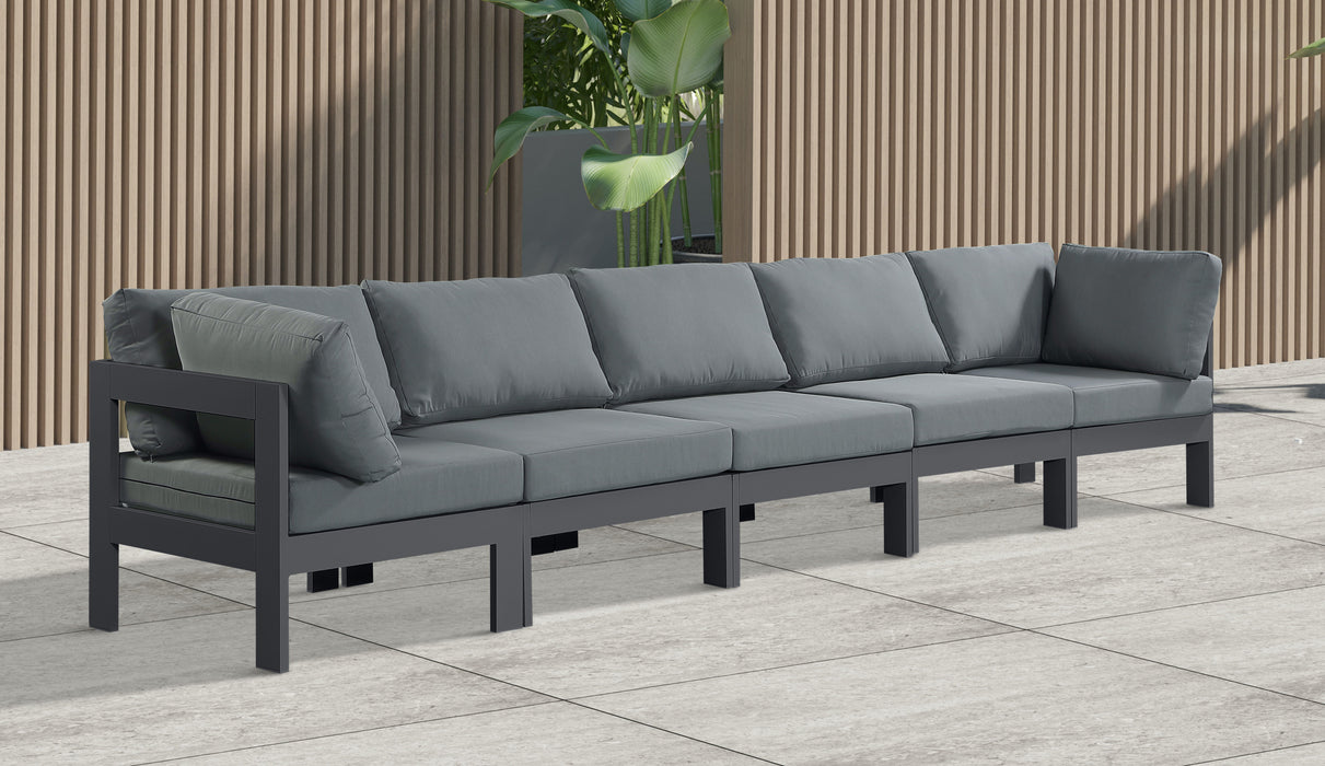 Nizuc - Outdoor Patio 5 Seat Modular Sofa With Gray Frame - Simple Home Plus