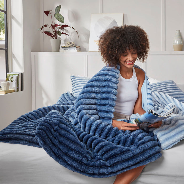 Avril - Twin/Twin Long Fluffy Ribbed Plush Comforter Set - Blue Ombre - Simple Home Plus