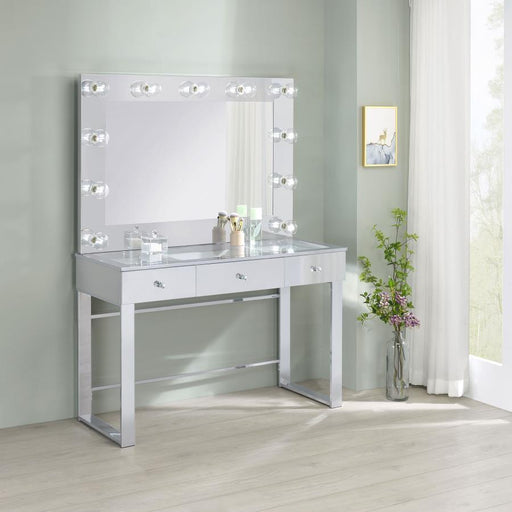 Umbridge - 3-Drawer Vanity Set With Lighting - Chrome And White - Simple Home Plus