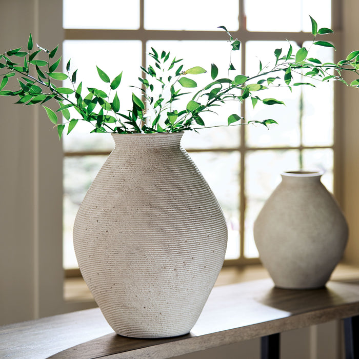 Hannela - Vase - Simple Home Plus