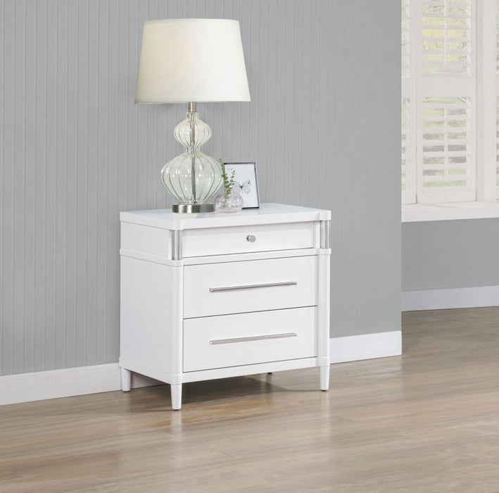 Gracemont - 3-Drawer Bedroom Nightstand Bedside Table - White - Simple Home Plus