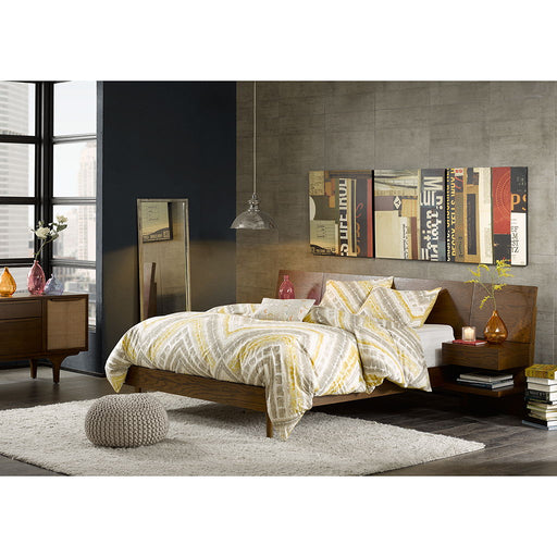Clark - Queen Bed With 2 Nightstands - Pecan - Simple Home Plus