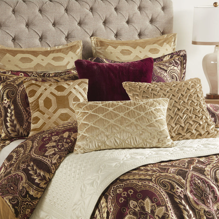 Julius - 4 Piece Queen Comforter Set - Burgundy - Simple Home Plus