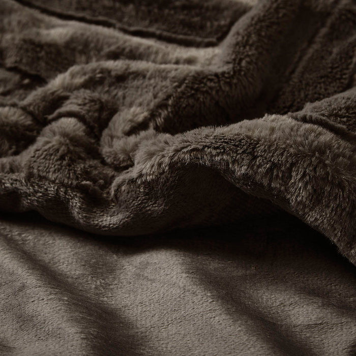 Arctic - Ultra Down Alternative Throw - Chocolate - Simple Home Plus
