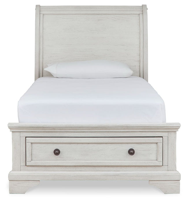 Robbinsdale - Sleigh Bed - Simple Home Plus