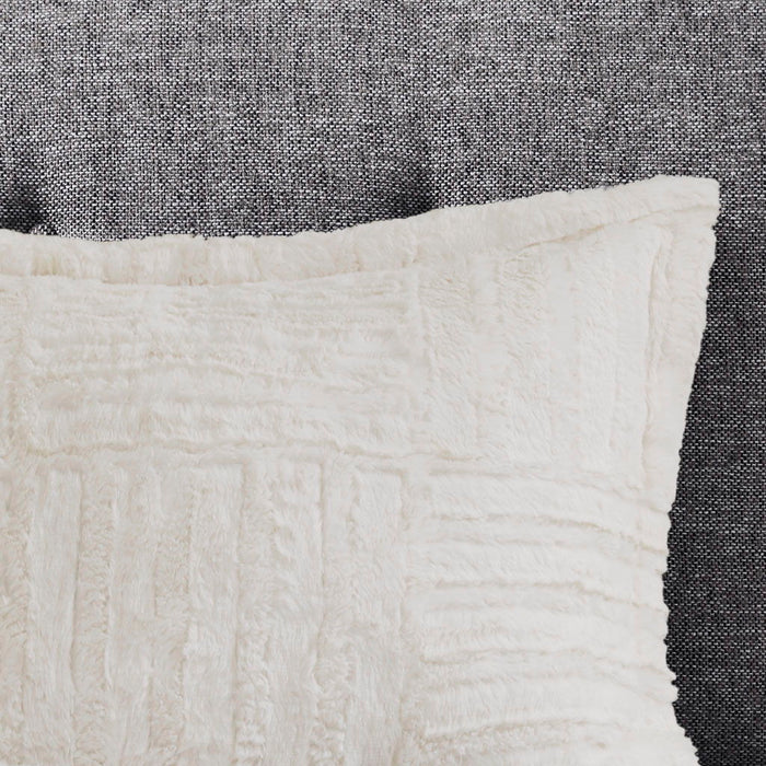 Arctic - Twin Down Alternative Comforter Mini Set - Ivory