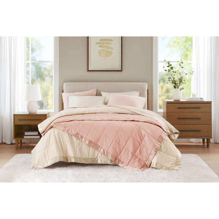 Windom - King All Season Hypoallergenic Blanket With 3M Scotchgard - Cream