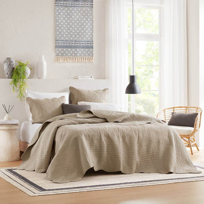Tuscany - 3 Piece King/California King Reversible Scalloped Edge Quilt Set - Khaki - Simple Home Plus