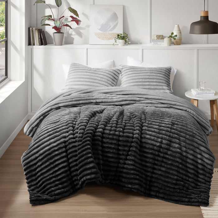 Avril - King/California King Fluffy Ribbed Plush Comforter Set - Gray Ombre - Simple Home Plus