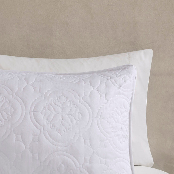Oakley - 3 Piece Reversible Bedspread Set - White - Simple Home Plus