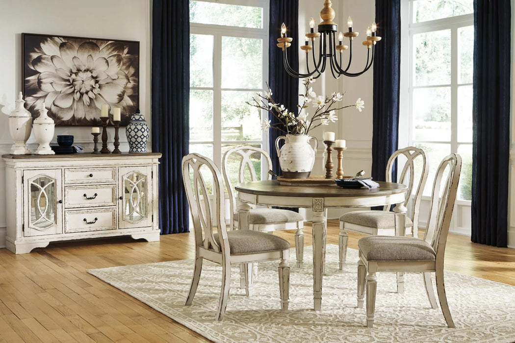 Realyn - Oval Dining Room Extension Table (slight dent) AS-IS