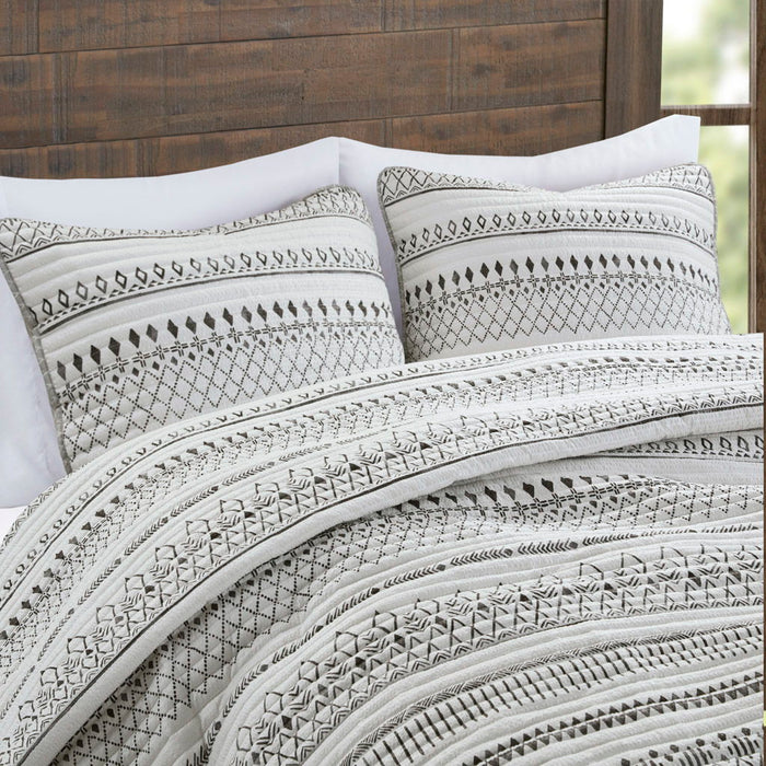 Fraser - 3 Piece Full/Queen Printed Quilt Set - Ivory/Black - Simple Home Plus