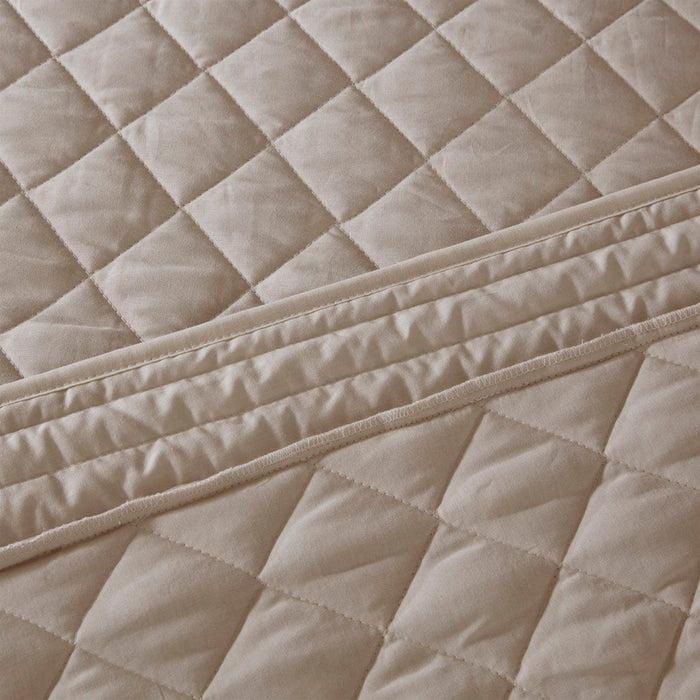 Breanna - King 4 Piece Reversible Tailored Bedspread Set - Neutral - Simple Home Plus