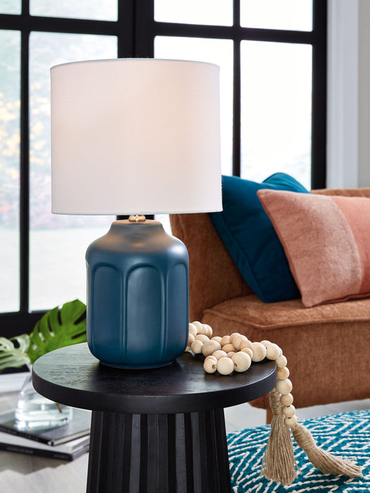 Gierburg - Ceramic Table Lamp - Simple Home Plus