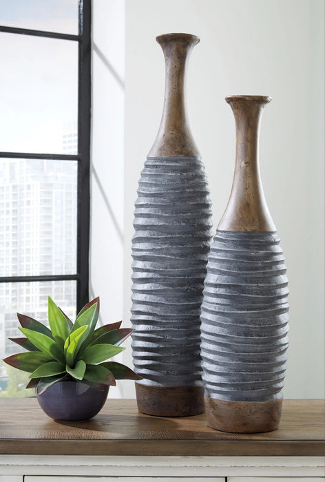 Blayze - Vase Set (single vase) - AS-IS