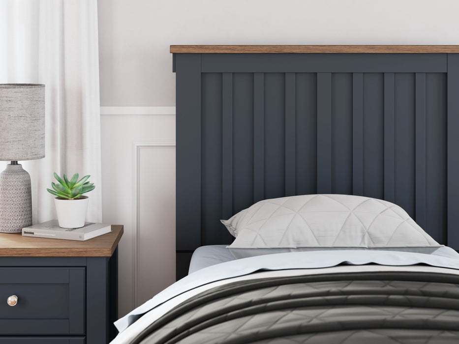 Landocken - Panel Headboard - Simple Home Plus