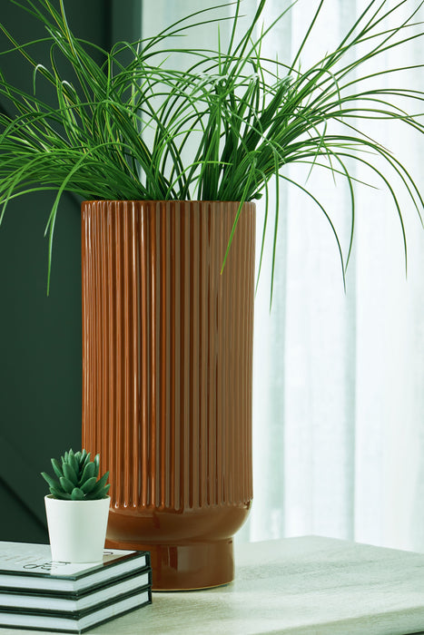 Avalyah - Large Vase - Simple Home Plus