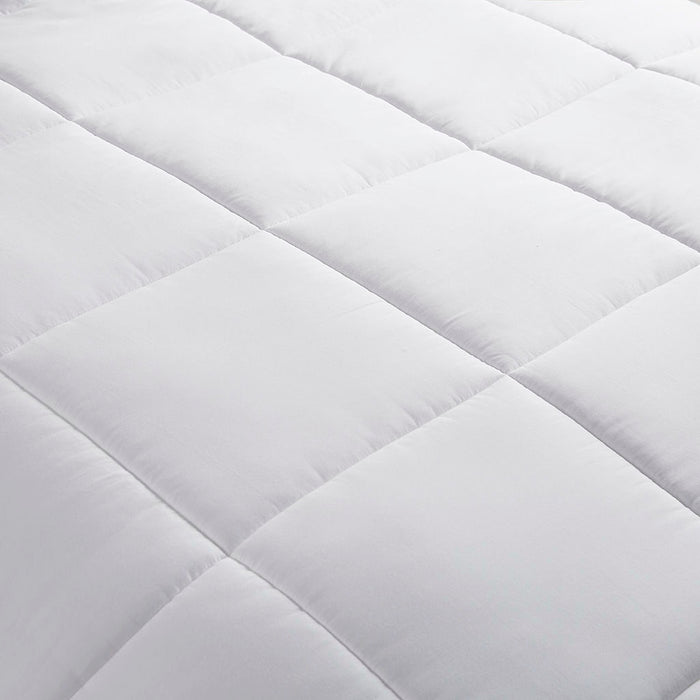 Winfield - 300 Thread Count Percale Luxury Down Alternative Twin Comforter - White - Simple Home Plus