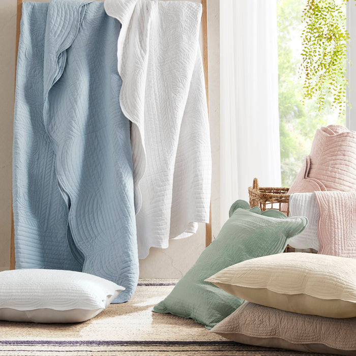 Tuscany - King 3 Piece Reversible Scalloped Edge Coverlet Set - Seafoam