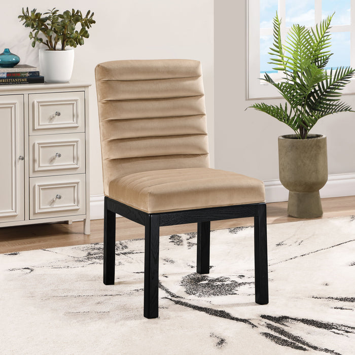 Evelyn - Dining Chair With Black Legs - Simple Home Plus