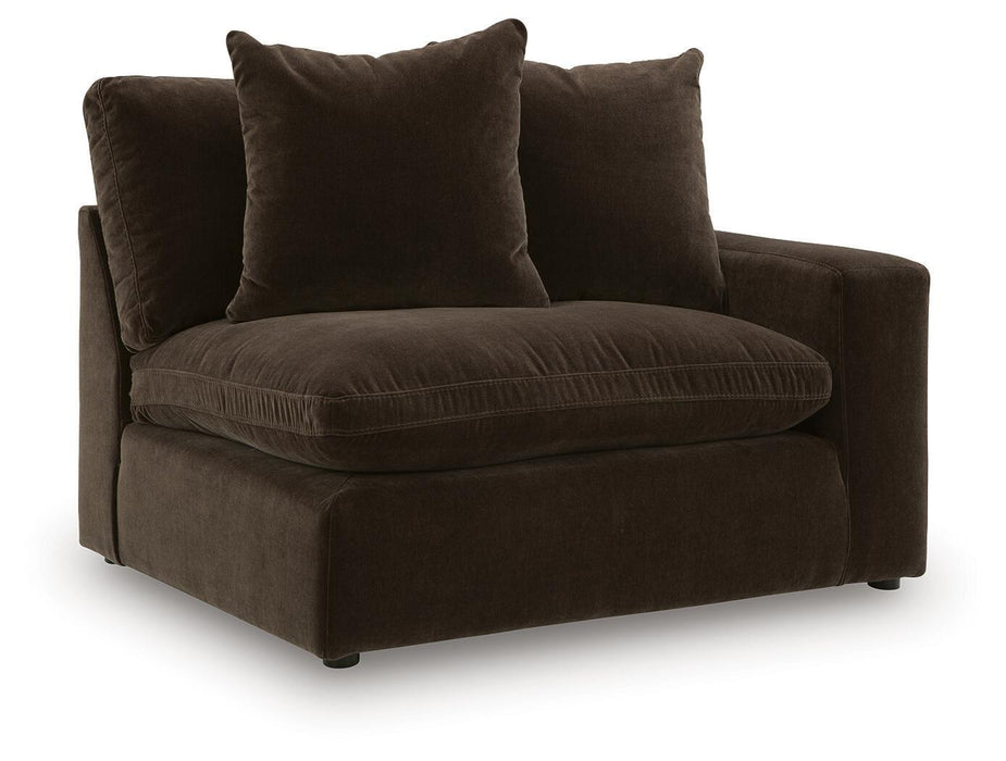 Maxton Heights - RAF Corner Chair - Bittersweet - Simple Home Plus