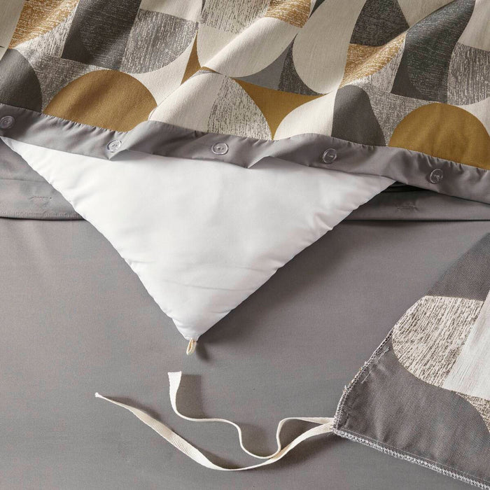 Cirque - 8 Piece Queen Oversized Duvet Style Comforter Set - Gold - Simple Home Plus