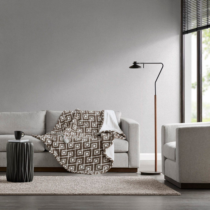 Amira - Dream Soft Heated Throw - Brown Geo - Simple Home Plus