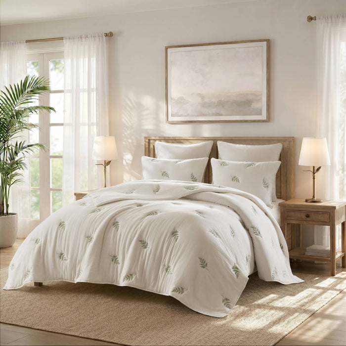 Willow Embroidered Botanical - Full/Queen 100% Cotton Lightweight 3 Piece Quilt Set - White / Sage