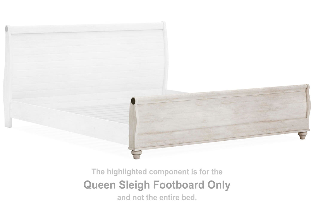Willowton - Queen Sleigh Footboard with Faux Plank Design - Whitewash - Simple Home Plus