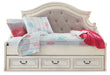 Realyn - Twin Day Bed - Chipped White - Simple Home Plus