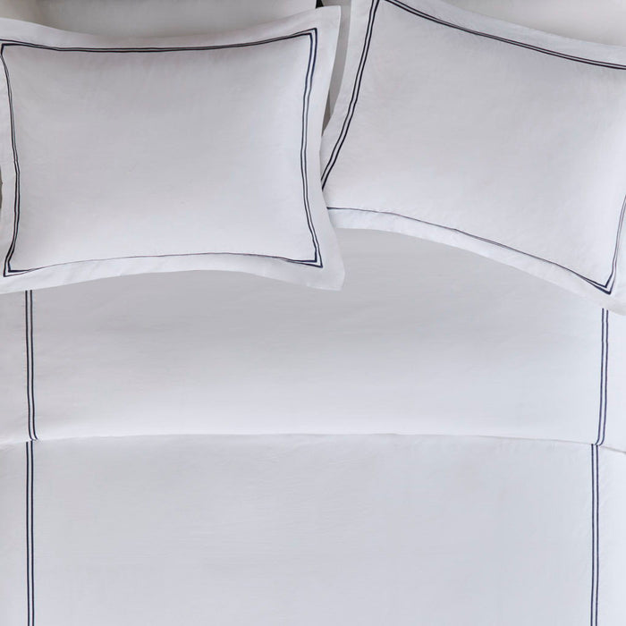 500 Thread Count Luxury - Full Sateen Embroidered Comforter Set - White / Navy - Simple Home Plus