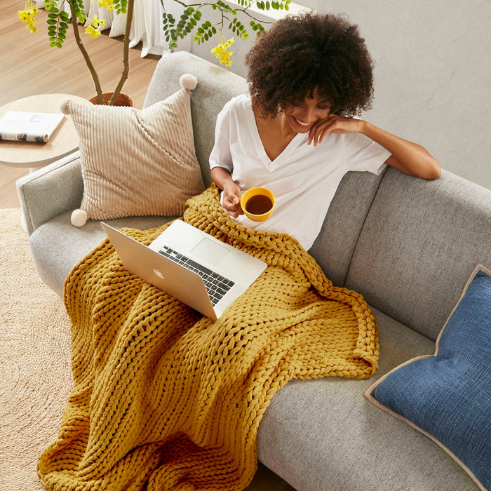 Chunky Double Knit - Handmade Throw - Yellow - Simple Home Plus