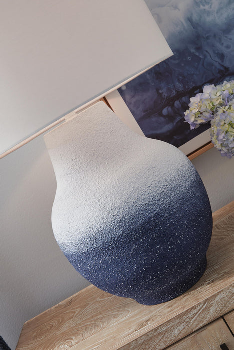 Dashland - Metal Table Lamp - White / Navy - Simple Home Plus
