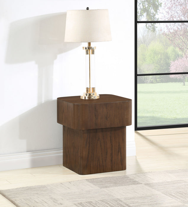 Oakmont - End Table - Simple Home Plus