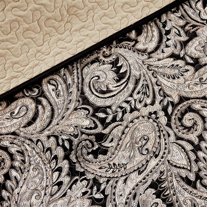 Aubrey - 6 Piece Reversible Coverlet Set - Black