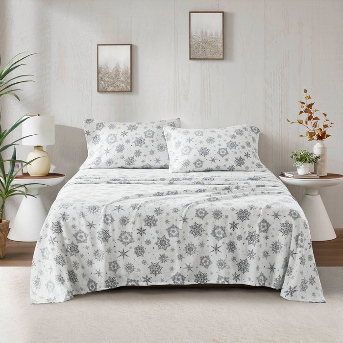 Micro Fleece - Queen Sheet Set - Gray Snowflake - Simple Home Plus