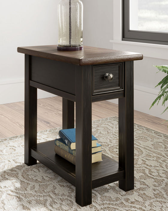 Tyler Creek - Black / Gray - Chair Side End Table - Simple Home Plus