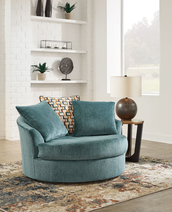 Laylabrook - Oversized Swivel Accent Chair - Simple Home Plus