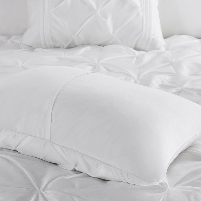 Laurel - Queen 7 Piece Tufted Comforter Set - White - Simple Home Plus