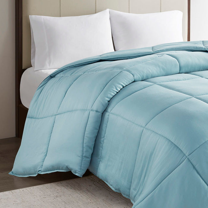 Winfield - 300 Thread Count Cotton Shell Luxury Down Alternative Comforter - Light Blue - Simple Home Plus