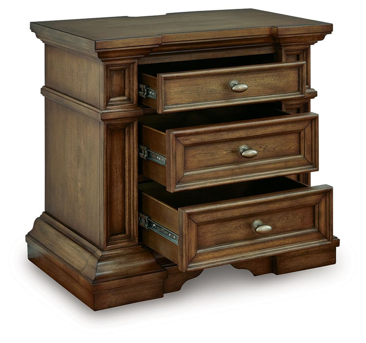 Frantanna - Three Drawer Night Stand - Brown - Simple Home Plus