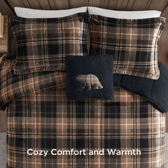 Alton - King Down Alternative Comforter Set - Brown / Black