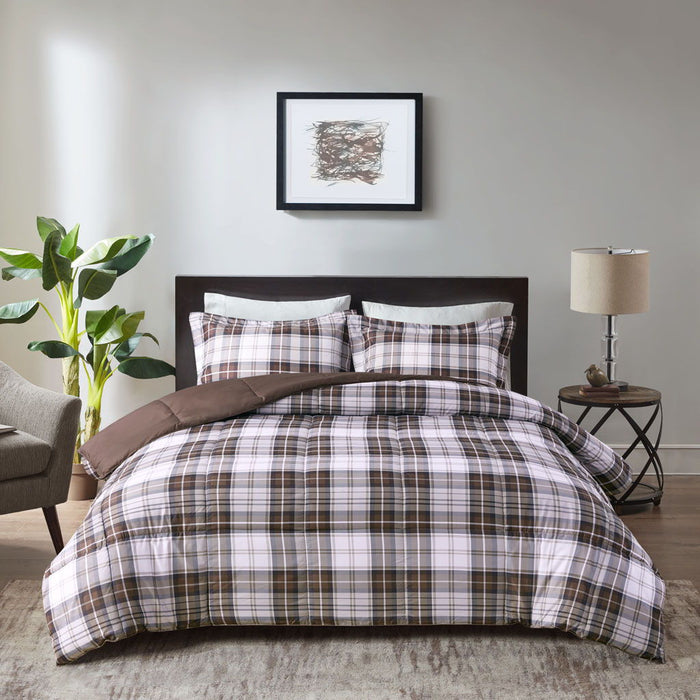 Parkston - Twin 3M Scotchgard Down Alternative All Season Comforter Set - Brown