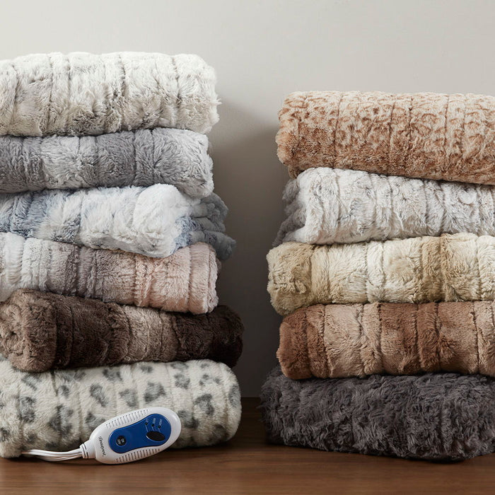 Zuri - Oversized Faux Fur Heated Throw - Sand - Simple Home Plus