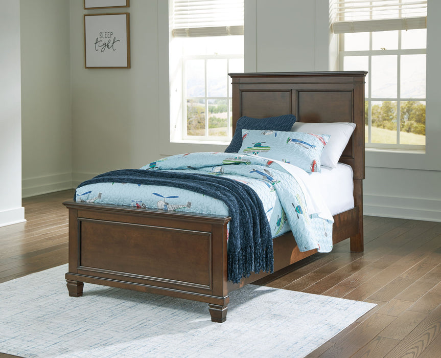 Danabrin - Panel Bed - Simple Home Plus