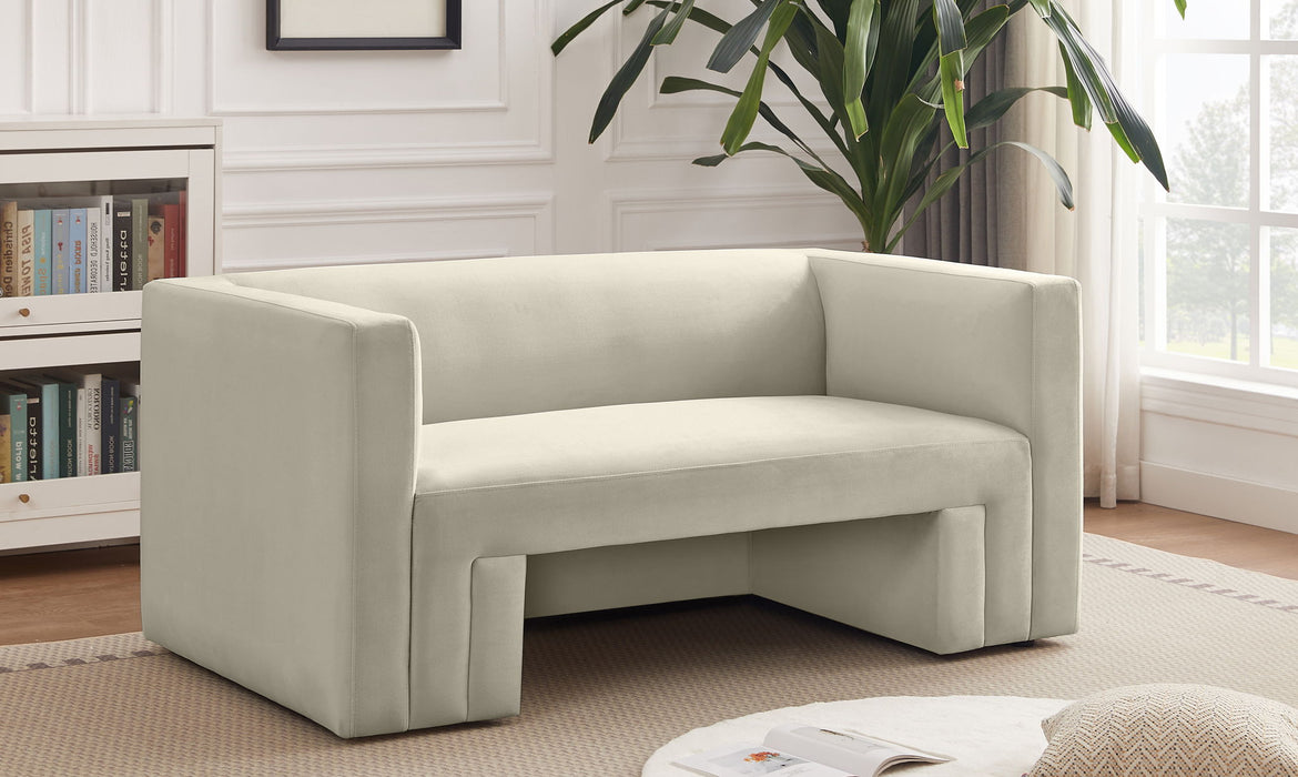 Henson - Loveseat