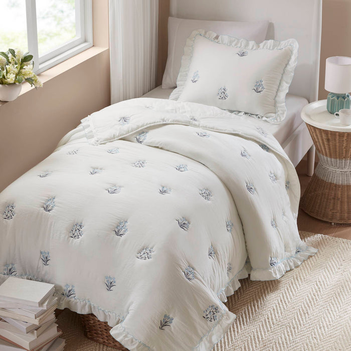Aglaia - Twin Quilt Set - White / Light Blue - Simple Home Plus