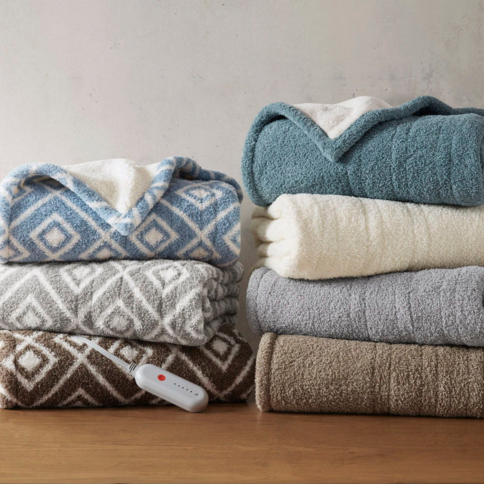 Amira - Dream Soft Heated Throw - Gray Geo - Simple Home Plus