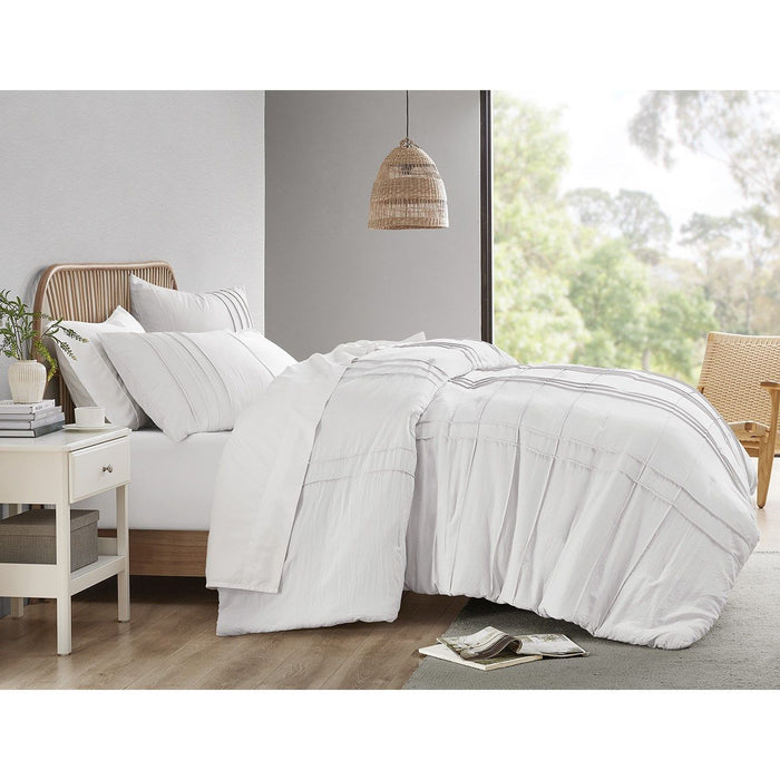 Porter - Twin/Twin Long Soft Washed Pleated Comforter Set - White