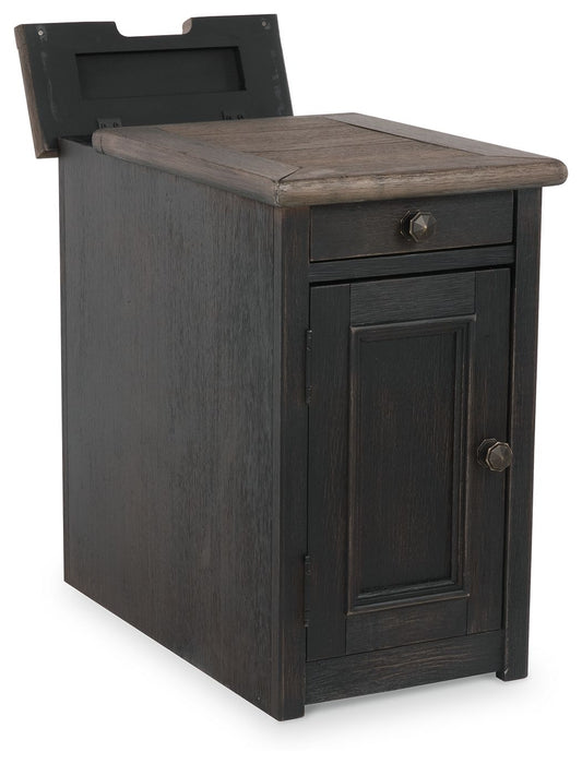 Tyler Creek - Grayish Brown / Black - Chair Side End Table - Simple Home Plus